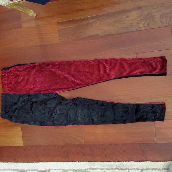 Burgundy crushed velvet leggings. Size XS. - Picture 2 of 3